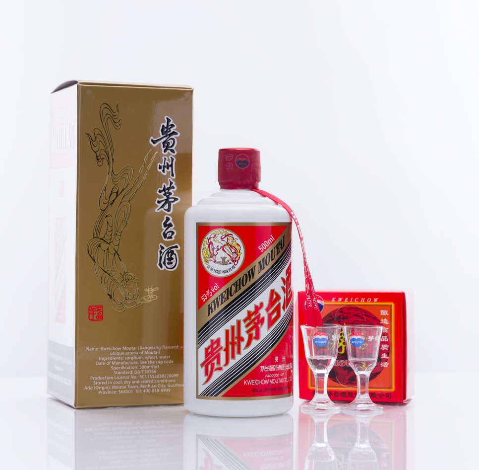 貴州茅台酒 飛天 アルコール53度500ml 2025年 箱付 ショットイレグラス2個付 中国酒 白酒 醤香型 正規品