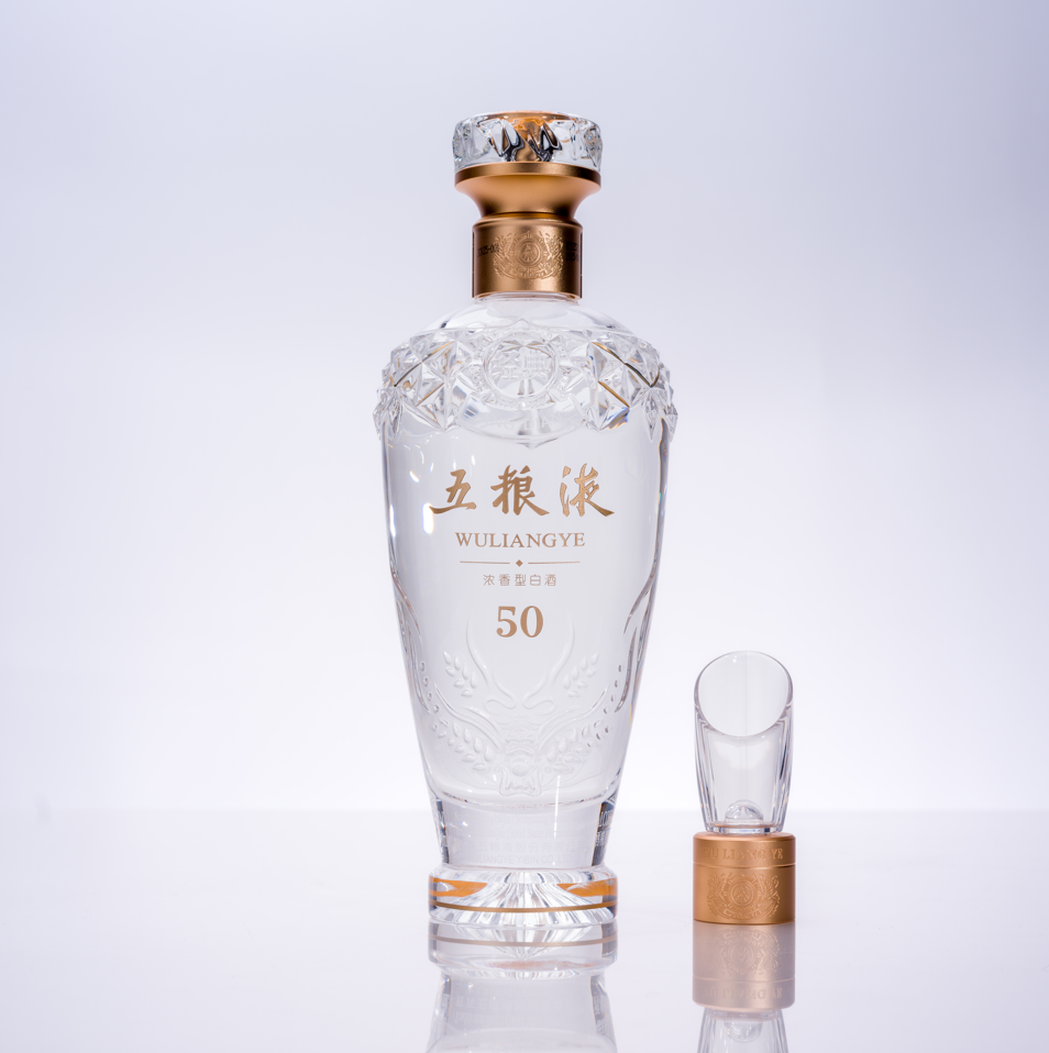 五粮液 経典50年 52度 500ml 中国白酒 濃香型 高級酒 正規品 ギフト箱付